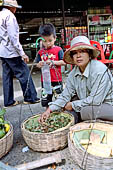 Street market in Battambang 